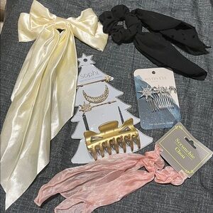 Gold Hair Clip and Cream Bow Set